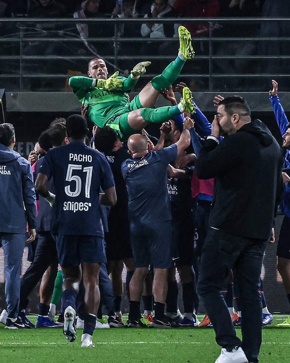 MediaParisien's tweet image. 🤣 L’IMAGE DE LA SOIRÉE !