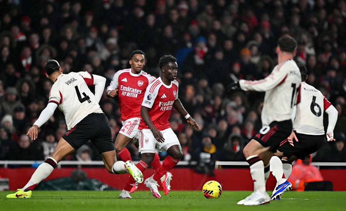 ArsenalN7's tweet image. Saka is marked by three players every game and still manages to get POTM performances. Unbelievable talent. Starboy for a reason 🌟