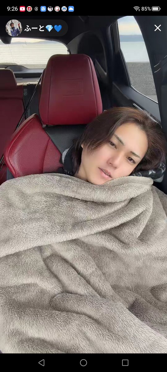 miturugi_0701's tweet photo. ふーくんおはよう( ˶˙ᵕ˙˶ )☀️
頭痛いの大丈夫かな？
熱があったりするかな？
年末年始頑張って配信してくれから疲れ出ちゃったかな🥺？
風邪ひくと長引くふーくんが心配😣💦
酷いようなら病院行って薬もらってきてね🥺
念の為コロナとインフルの検査もしてね(>_<)
@huuut52 https://t.co/BSun1sp971