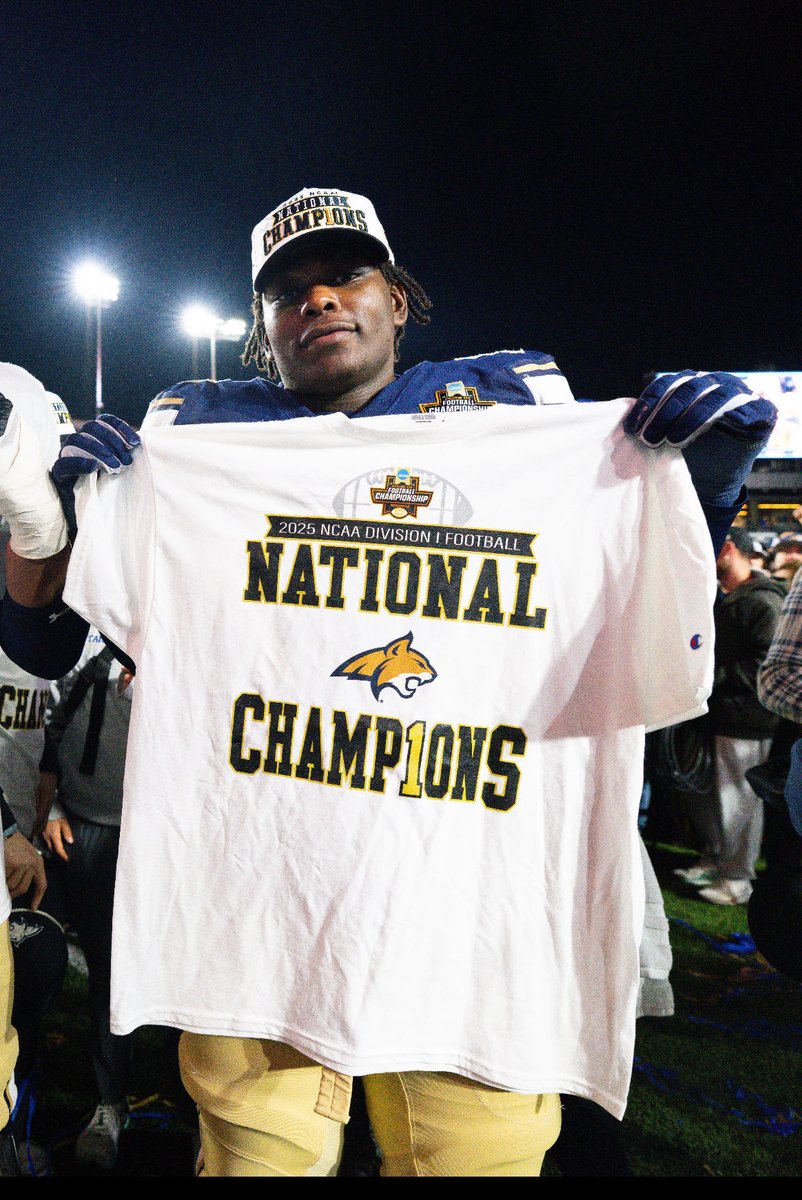 Paschal Football tweet media