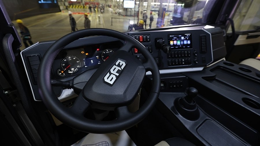 🇷🇺 At the end of December, Romanov JSC (part of the Almaz-Antey Leningrad Region concern) opened mass production of heavy all-wheel drive trucks and off-road chassis under the BAZ brand at a production site in the Shushary industrial zone in St. Petersburg, 
🧵