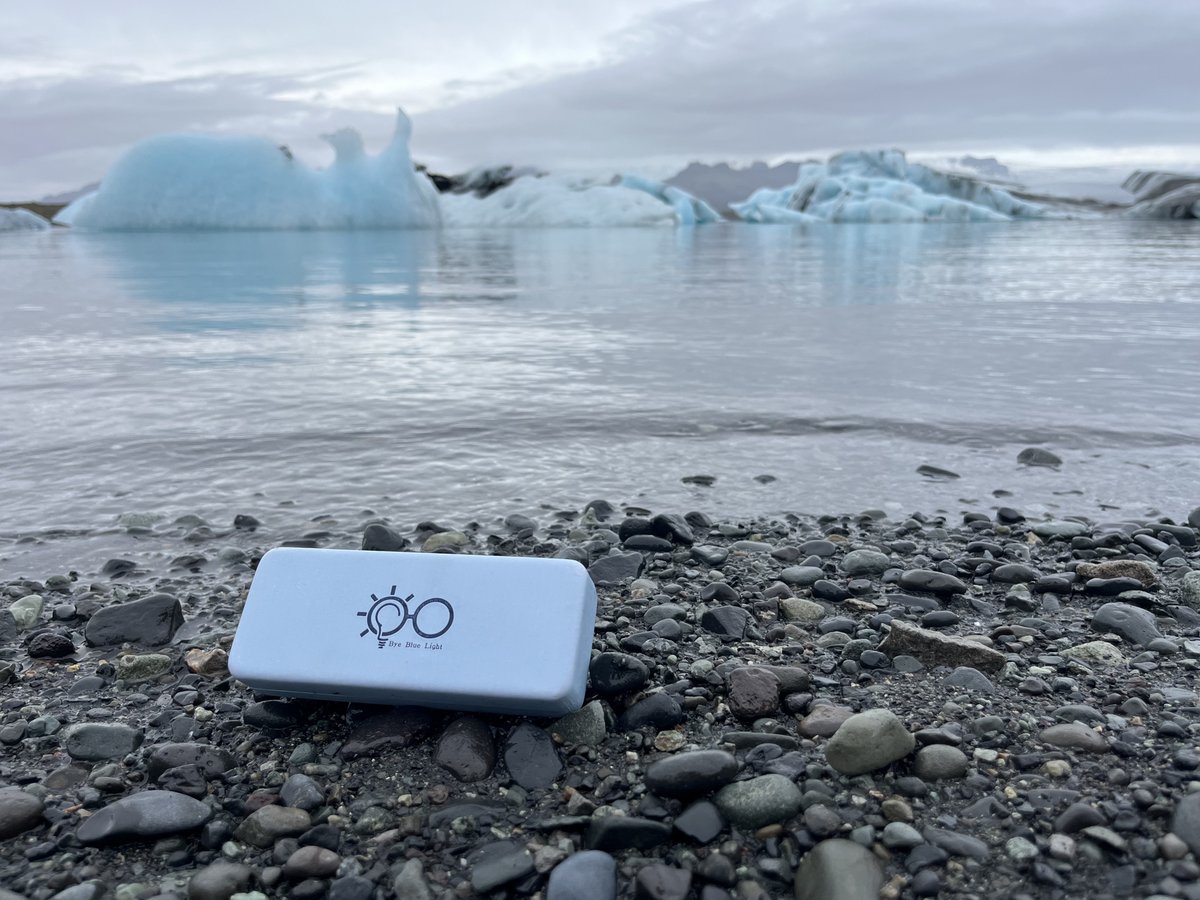 Bye Blue Light tweet media