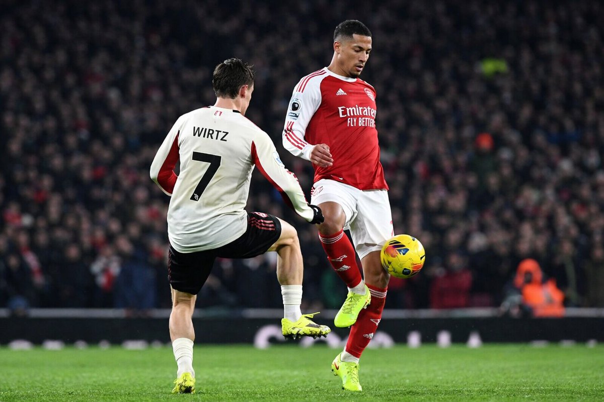FlorianFocus's tweet photo. What I like about Wirtz so far is even tho he doesn't get the ball as much, because Arsenal is holding the ball most of the time, but when he recieves the ball he is calm with it and doesn't make a mistake, which is very important in games like this

+I won't let it fly under the radar, that he recovered the ball 3 times and also created a chance