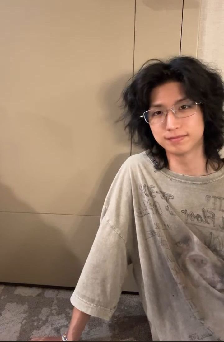 junhanfits's tweet image. Maison Mihara Yasuhiro 2024 Bleached T-Shirt