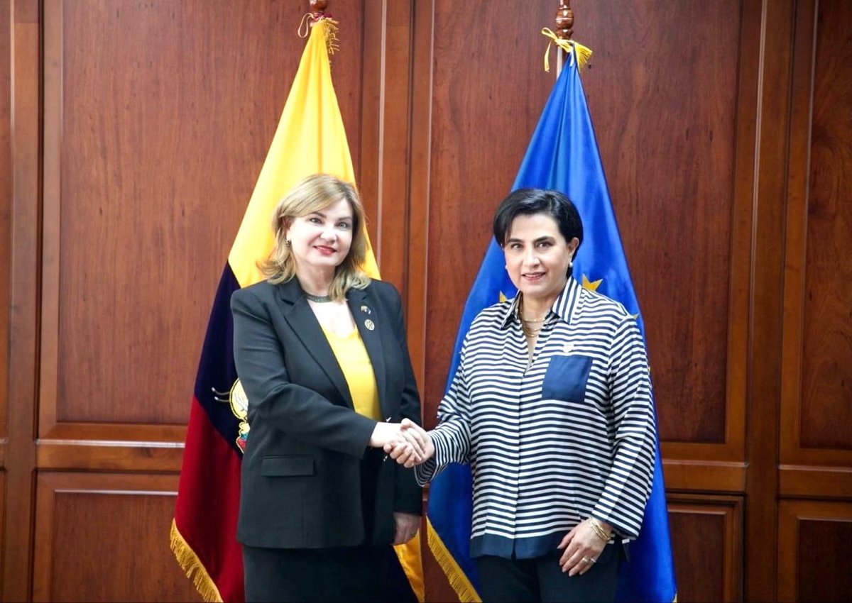 UEenEcuador's tweet image. La Embajadora de la #UniónEuropea en Ecuador Jekaterina Doródnova, @EUAmbEcuador, mantuvo una importante reunión con la Canciller @gabisommerfeld y su equipo para analizar los desafíos regionales y las prioridades compartidas en el ámbito político, económico y de cooperación para…