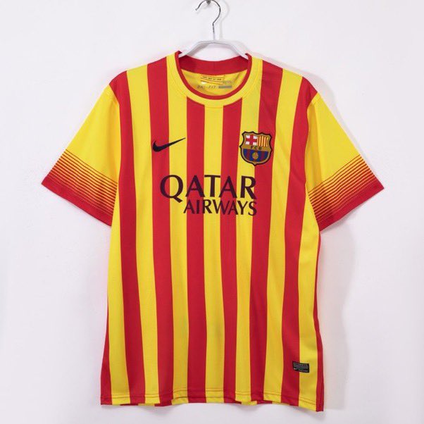BlasterAlex's tweet image. ⚽️SORTEO FUTHOOPS⚽️

Una camiseta del Barça a elegir (envíos a España).

Tan solo dos requisitos:
- Seguir a @Futhoops.
- Dar RT a este tweet.

Ganador el domingo por la noche 🍀