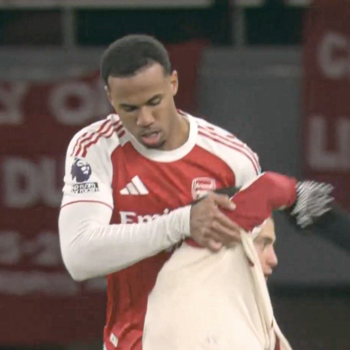 LFC_Tandy's tweet image. Gabriel really wants Wirtz shirt

Bro relax, the game ain't over yet.