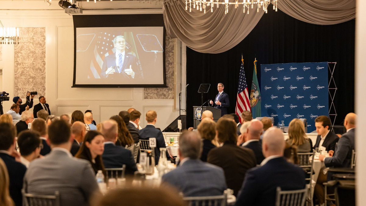 Economic Club of MN tweet media