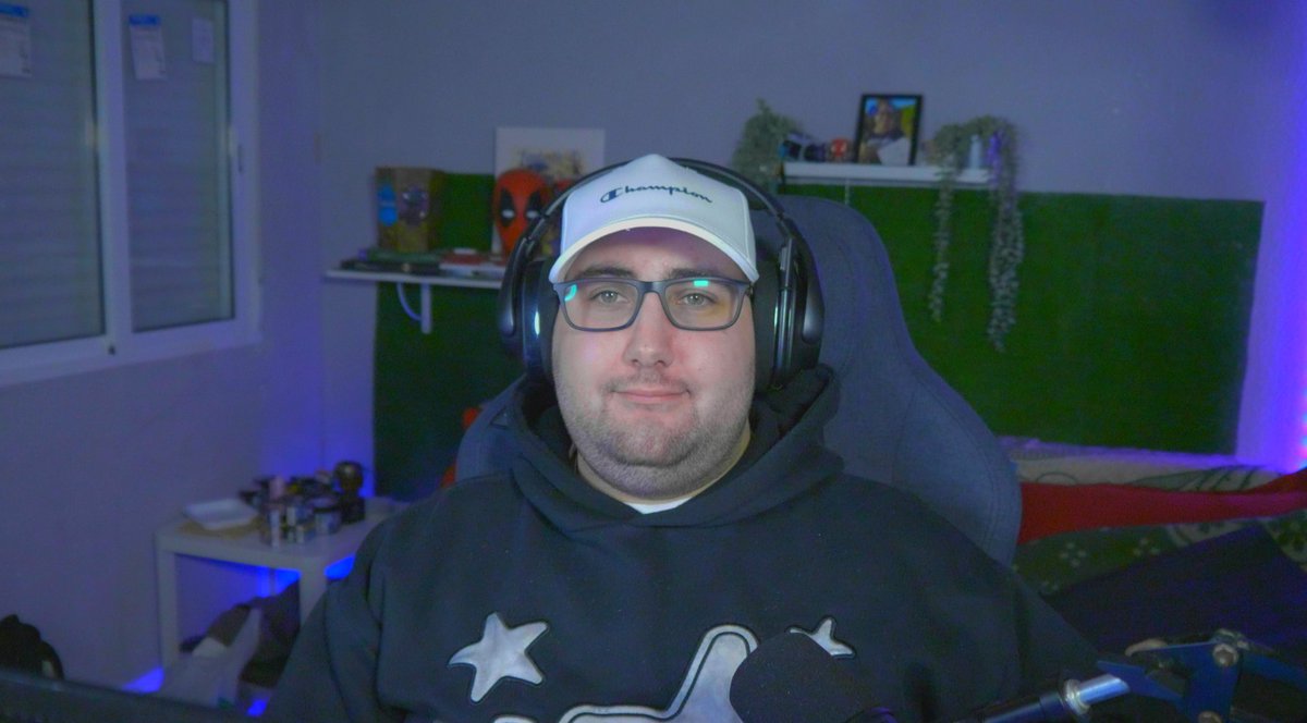 liveyourcube's tweet image. #valkgaming @ValkGaming