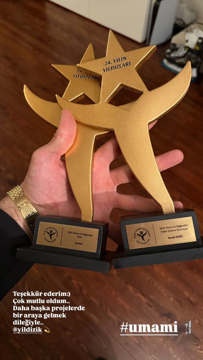 Burak_TrFanlari's tweet image. #BurakDeniz Instagram hesabında;
"Teşekkür ederim :)
Çok mutlu oldum..
Daha başka projelerde bir araya gelmek dileğiyle.." notuyla bu gece Yıldız Teknik Üniversitesinden kazandığı ödülleri paylaştı✨🏆