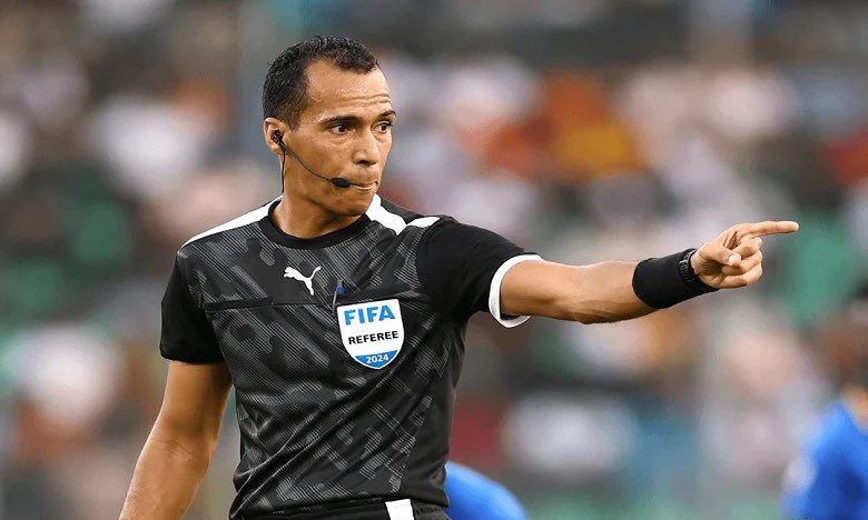 FRMFXtra's tweet image. 🚨𝐁𝐑𝐄𝐀𝐊𝐈𝐍𝐆 : La CAF a procédé à un changement d’arbitre pour le match de demain, désignant le Mauritanien Dahane Beida. 🇲🇷🔄

🇲🇦🤨
