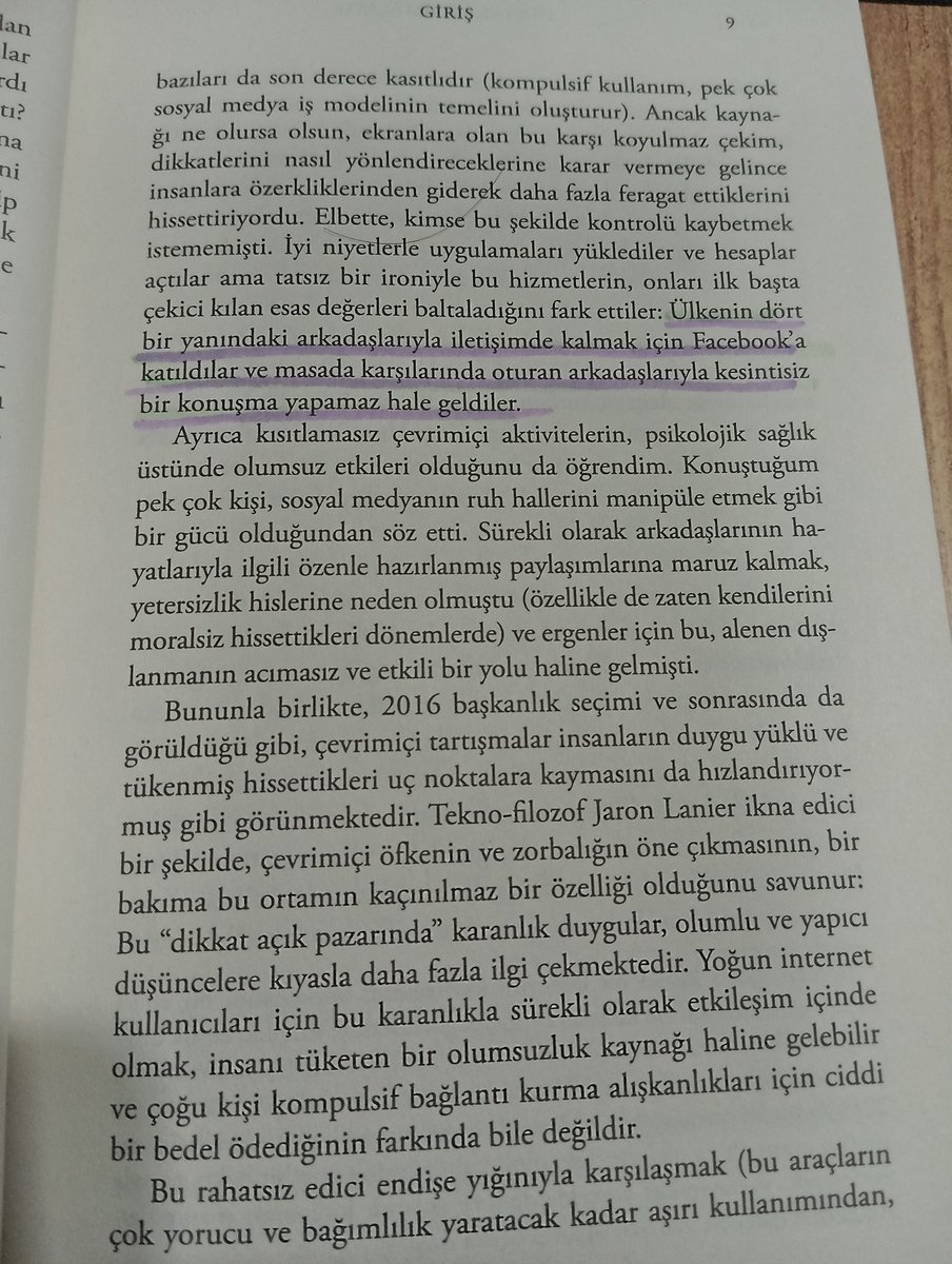 Zıvanadan çıkmış bir dünya da odaklanabilmek...
#Dijitalminimalizm
#MAYkitap
