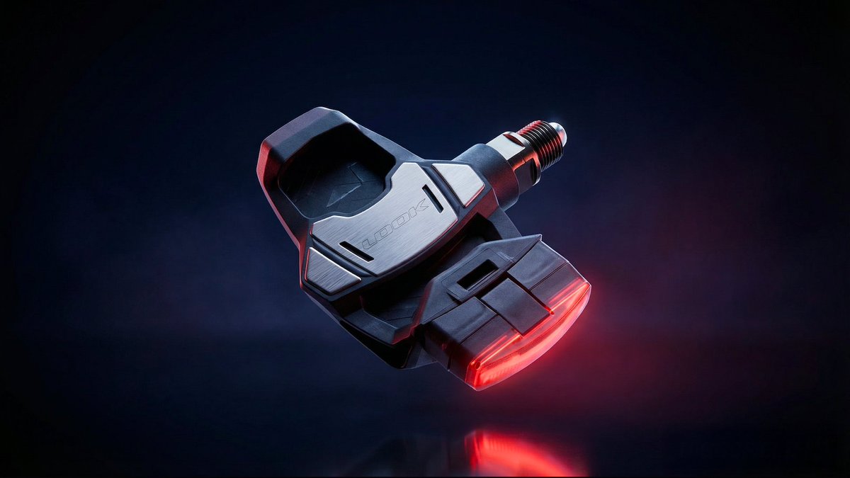 Keo Blade Power Vision ⚡️🚨

Power + visibility in a single pedal:
• Single- or dual-sided power meter
• Built-in lights, visible up to 1 km
• Lightweight, aerodynamic, high-efficiency

⏱️ Special launch price until Jan 19! 
 
👉 bit.ly/light_up_your_…
 
#LOOKCycle