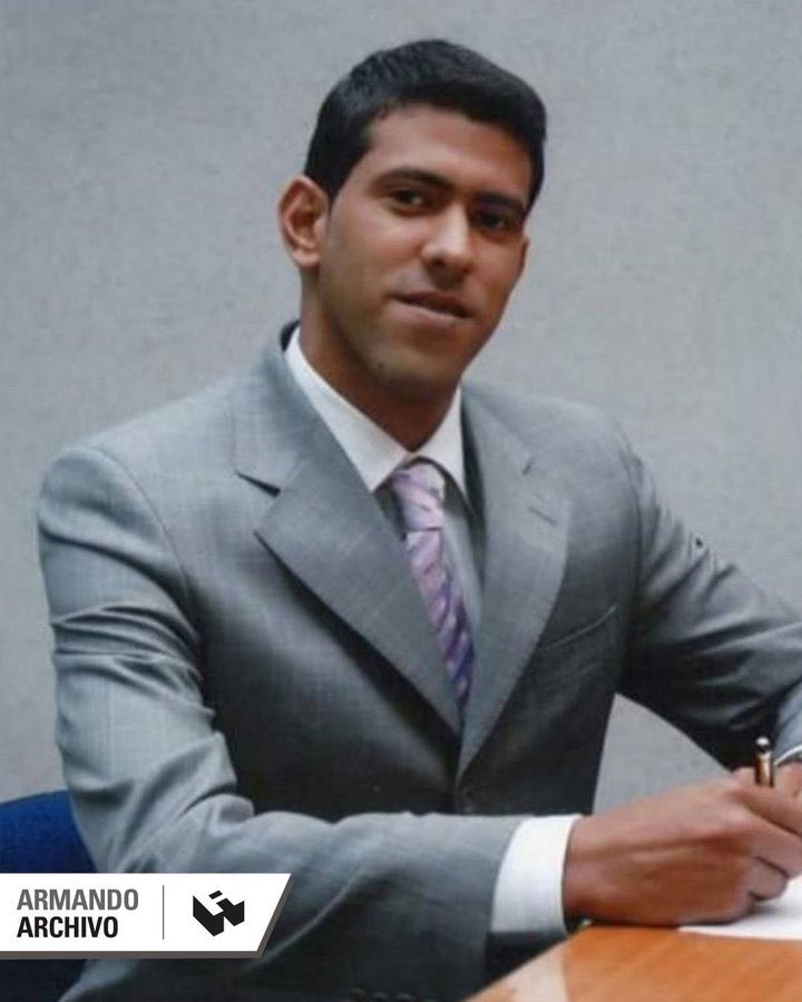 ArmandoInfo's tweet image. Aún joven y sin carrera judicial, Edward Miguel Briceño Cisneros ha tenido una preponderancia especial en el sistema de justicia chavista: es, nada menos, que el juez que ordenó la detención de Edmundo González Urrutia 👇🏻
bit.ly/3TSkzAm #ArmandoHistorias2024