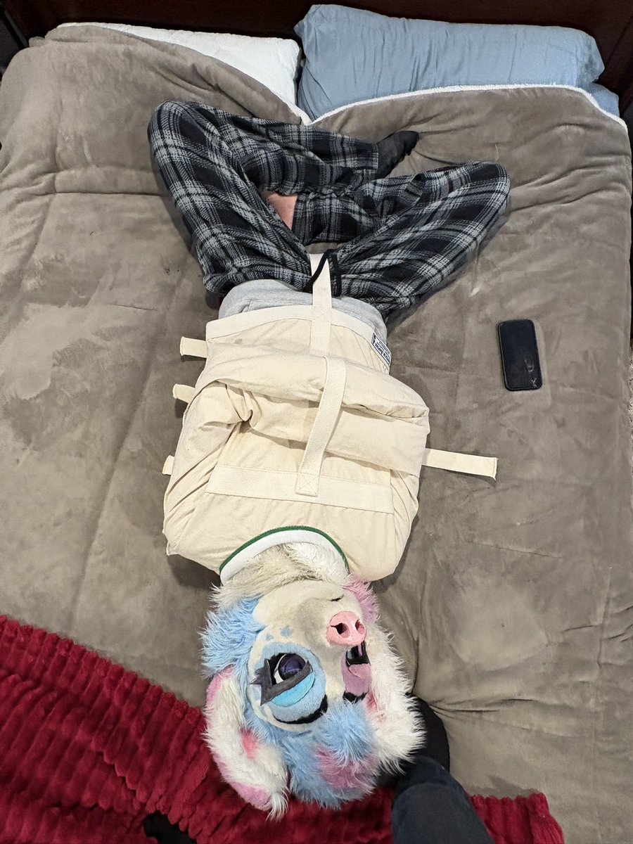 <a href="/ChaserMcNub/">𝘊𝘩𝘢𝘴𝘦</a> Ayy I did this Weil watching the new stranger things season with friends