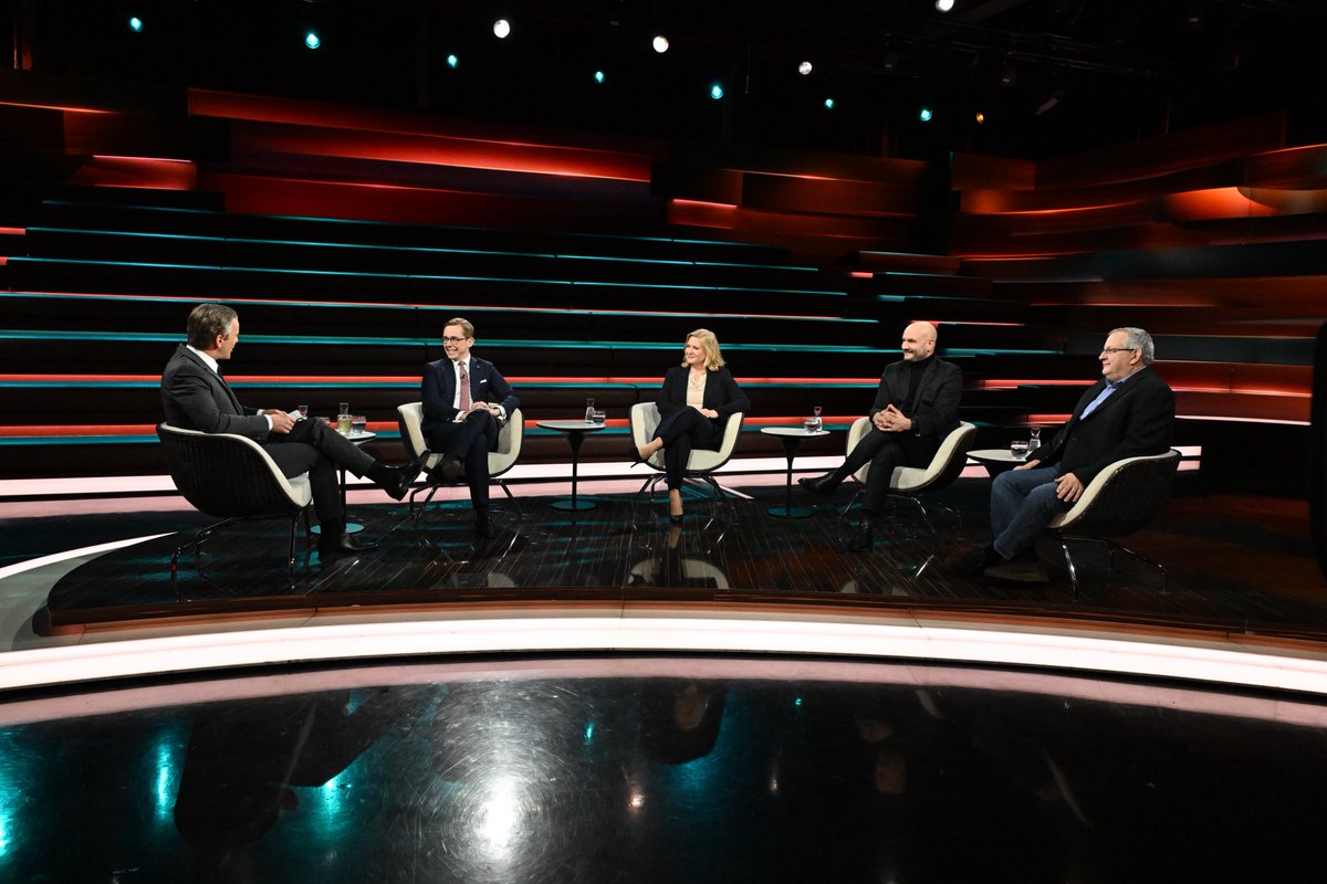 christianmiele's tweet image. Heute Abend um 23:15 bin ich zum ersten Mal bei Markus Lanz zu Gast.

Wer mich kennt, weiß, wie wichtig mir der Standort Deutschland und Europa sind. Gerade deshalb äußere ich meine Kritik an der Reformunfähigkeit unserer Regierung auch öffentlich. Ausdrücklich auch an meiner…