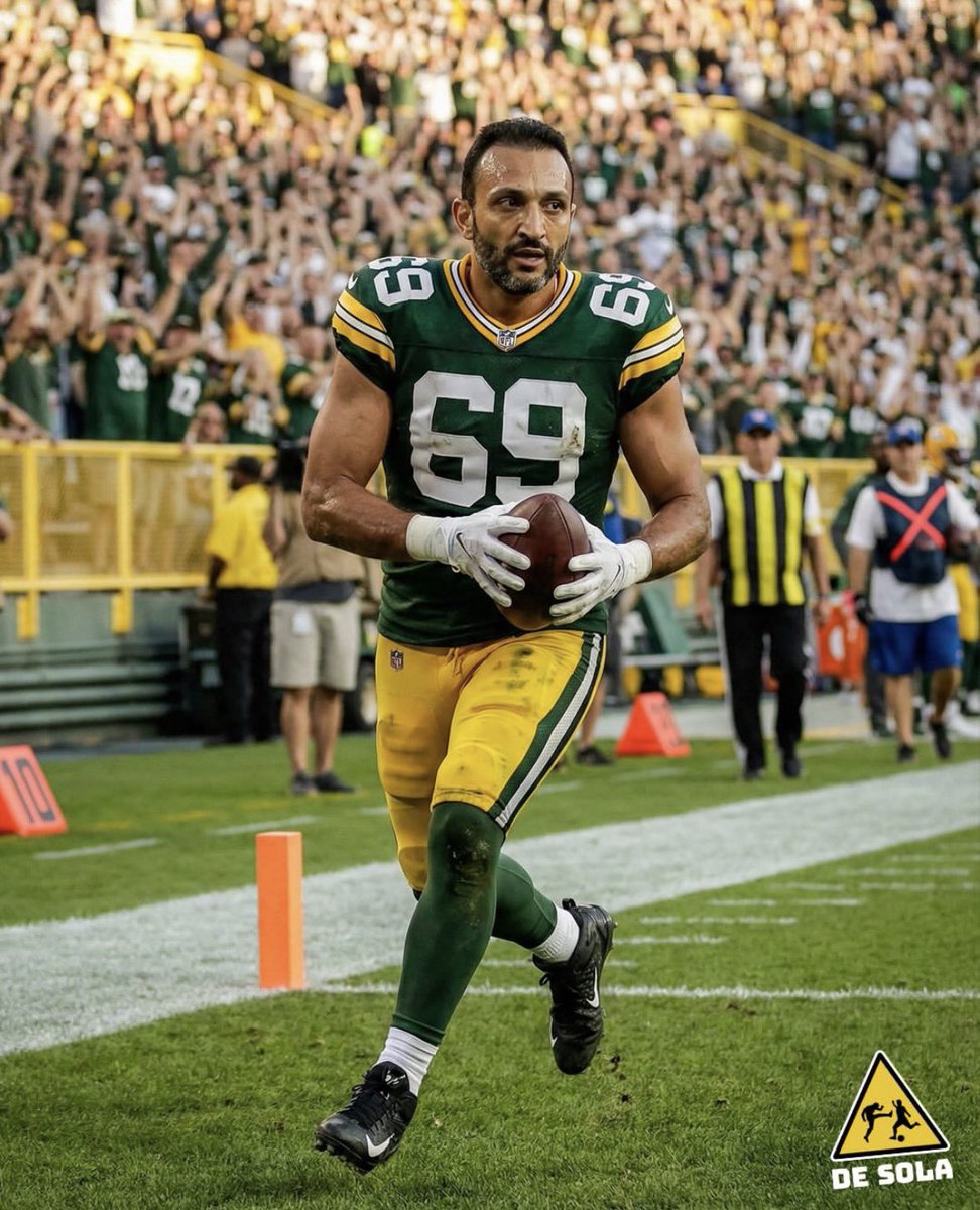 FTownDown's tweet image. Segundo a @TNTSportsBR, o Green Bay Packers procura uma opção confiável na posição de TE desde a lesão de Tucker Kraft. Victor Sérgio Rodriguez, TE mexicano, parece ser a resposta que o time precisa.