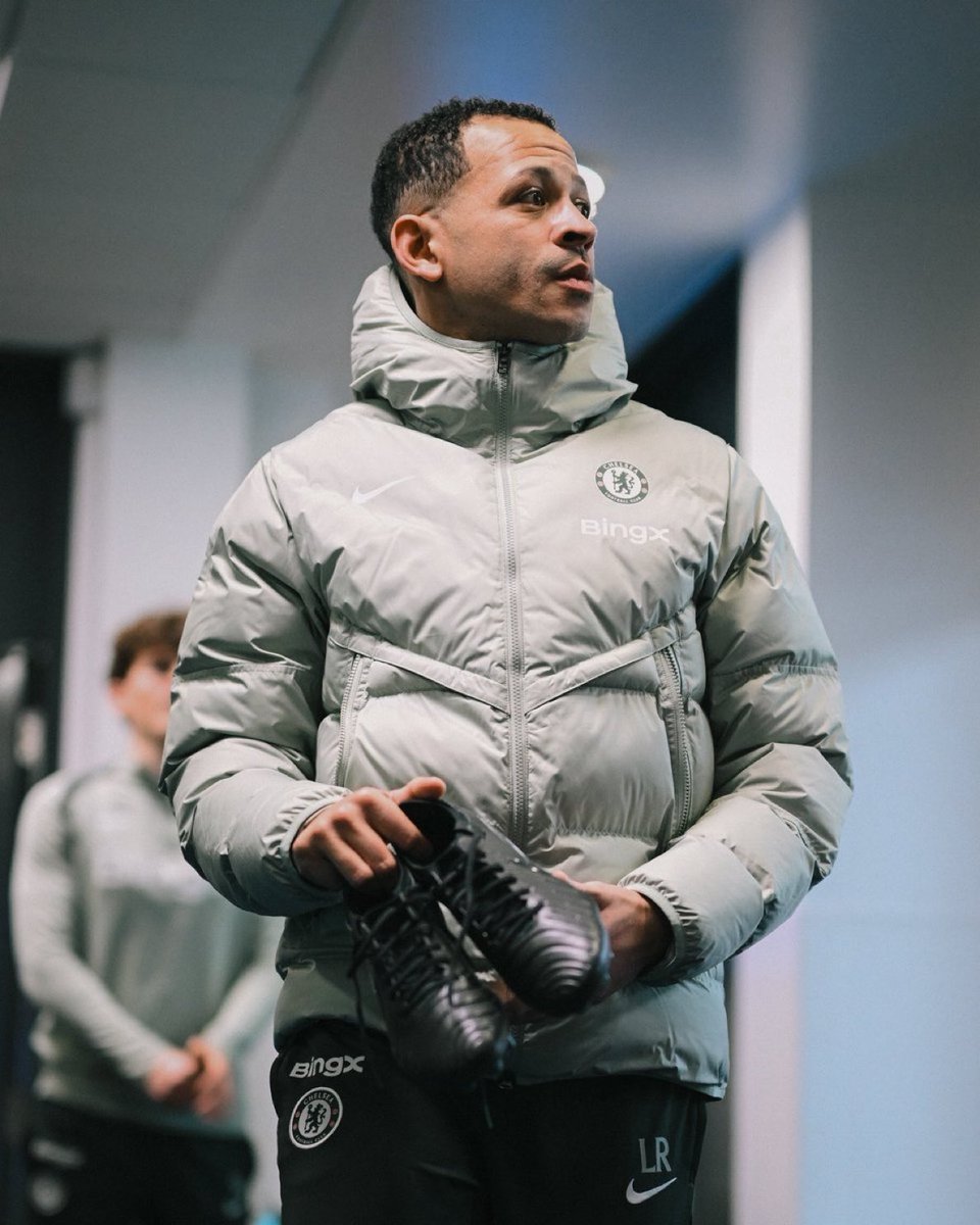 Varticoo's tweet image. This is Aura