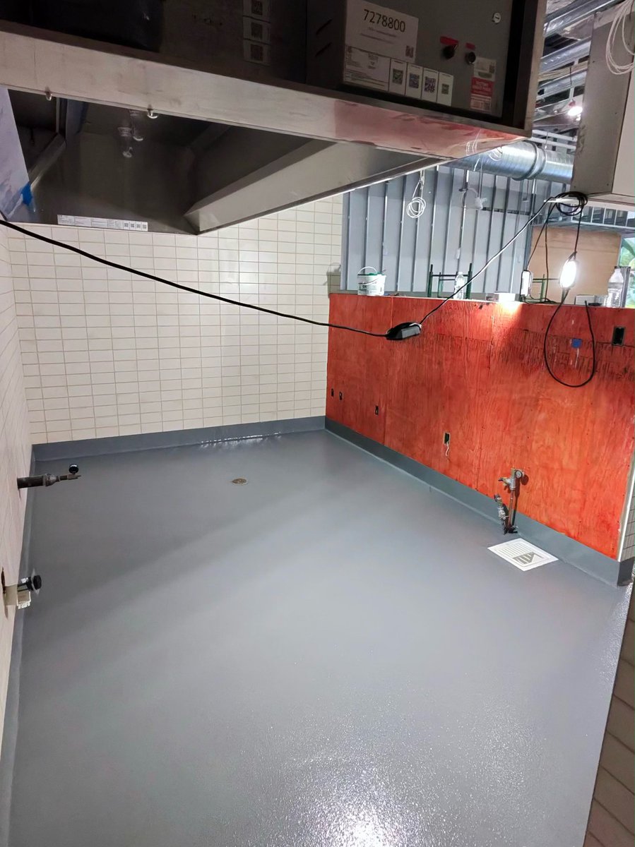 LevelUpFloors tweet picture