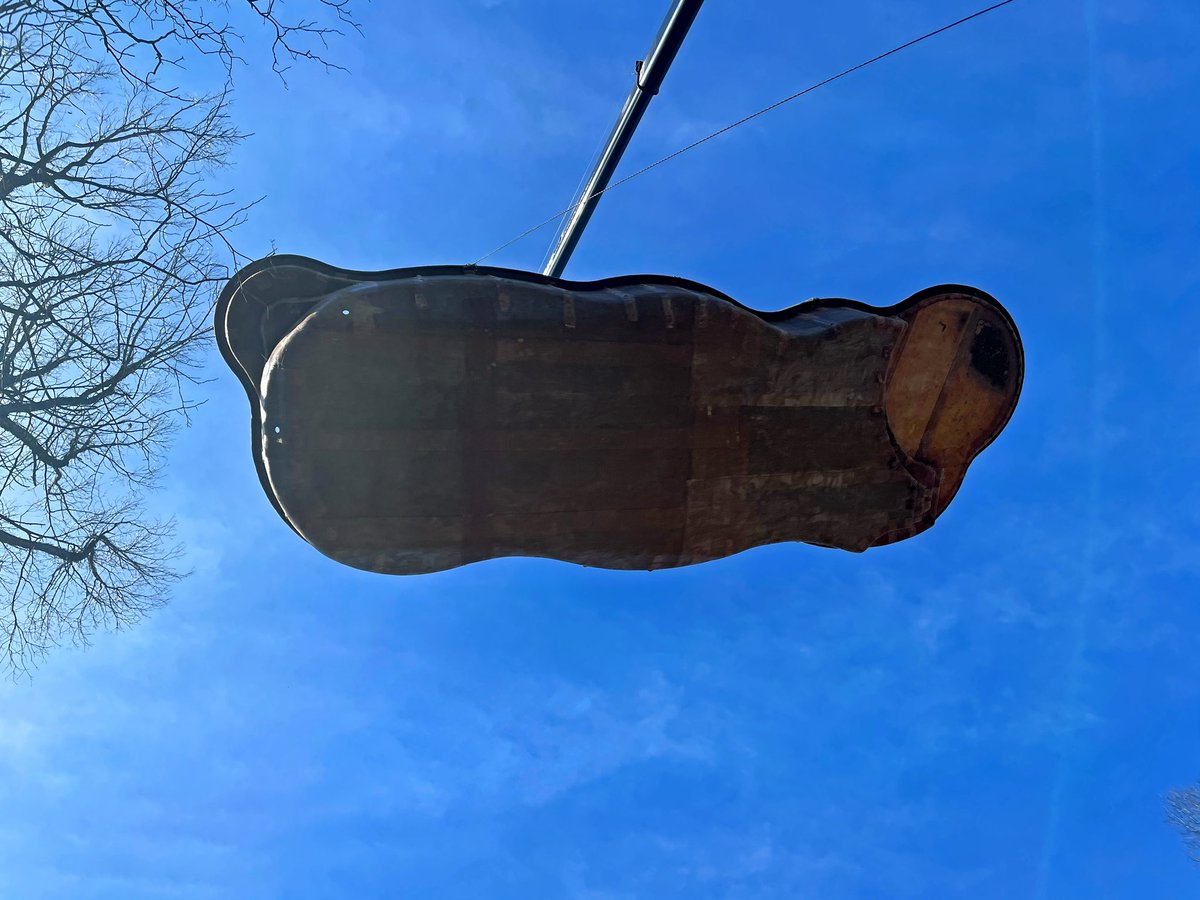 PoolscapesCLT's tweet image. Across the bluest sky. 🩵💙💦. This is our South Beach #fiberglasspool on installation day. #poolinstallation #pool