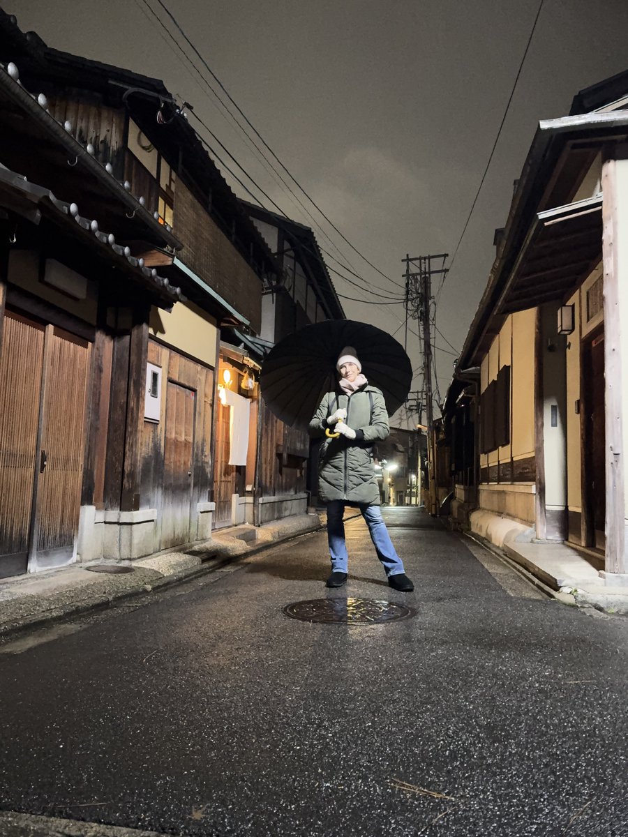 laksventures's tweet photo. Got lost in bamboo forests, stumbled into golden temples, and stayed in the same district where Memoirs of a Geisha was filmed. ๐โจ
Kyoto delivered everything I imagined and more. ๐ฏ๐ต๐ซถ๐ป
#KyotoTravel #KyotoJapan #JapanTravel #Gion #MemoriesOfAGeisha #KyotoGuide #VisitKyoto https://t.co/k7gjveESO1
