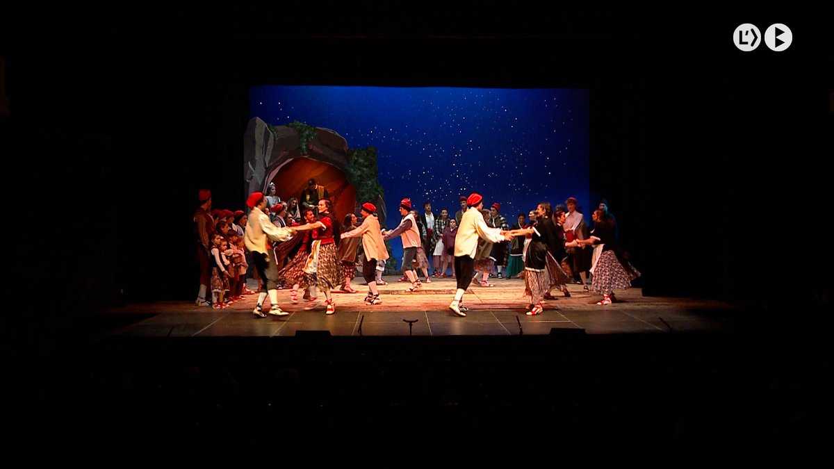 🔵 Els Pastorets de Berga encaren l’última funció superant ja els 2000 espectadors
▶️ youtu.be/SiTEbPAkX08

#linformatiu #catcentral #alacarta