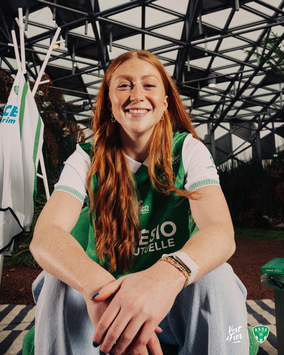 TRIBUNESTE42100's tweet image. C’EST DÉSORMAIS OFFICIEL : MOIRA KELLEY EST STÉPHANOISE. 

Annoncée ce matin, la défenseuse rejoint les Vertes.
Elle devient la première recrue du mercato hivernal et la 14ᵉ arrivée depuis l’été.

#ASSE #TribuneStephanoise