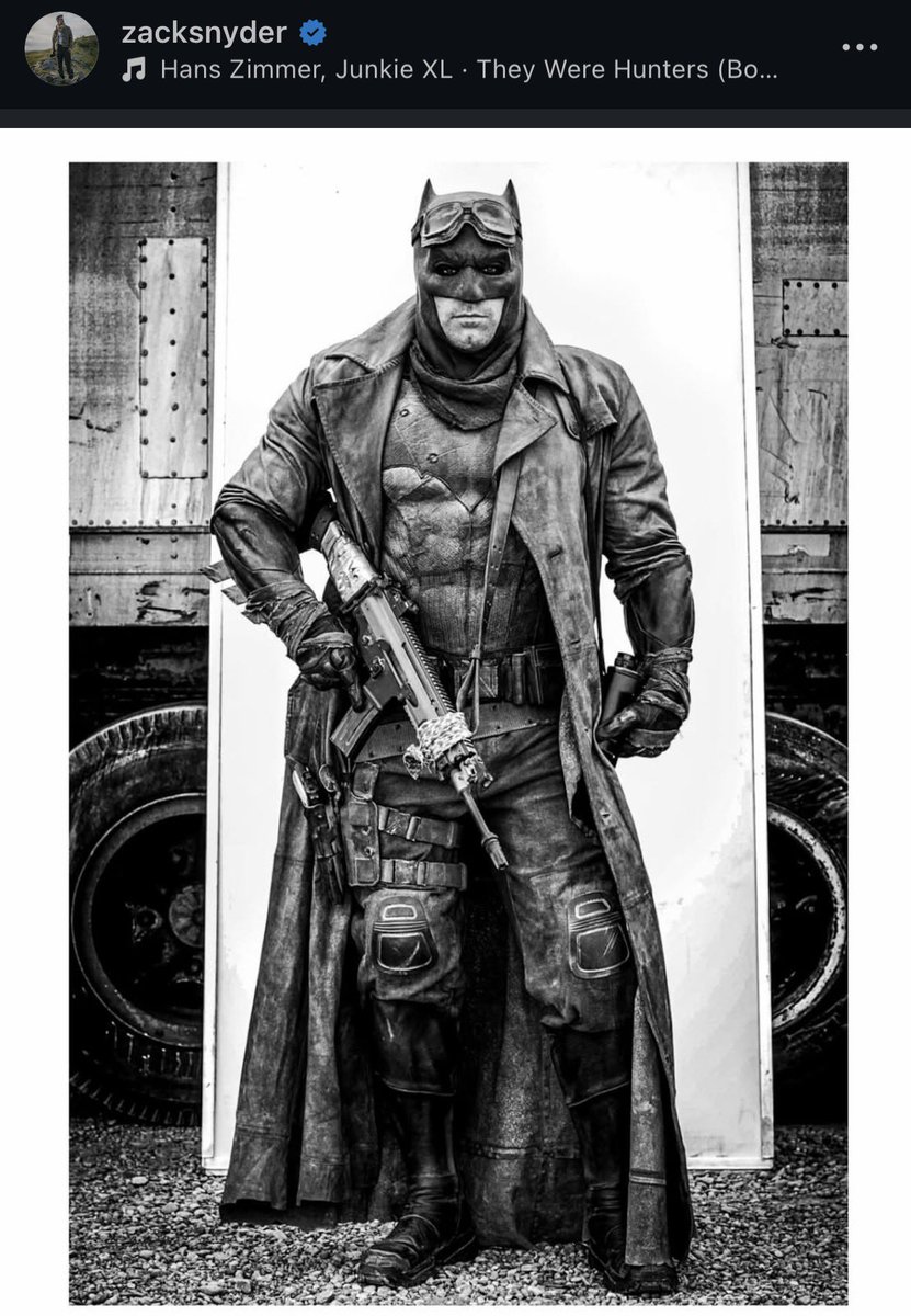 theeSNYDERVERSE's tweet image. “Bruce Wayne, on the run in a broken future-hunted by Parademons and you know who.
A world lost. A last gamble. One chance to send Flash back and reset everything.
From Zack Snyder's Justice League-the nightmare timeline where hope is almost extinct.”