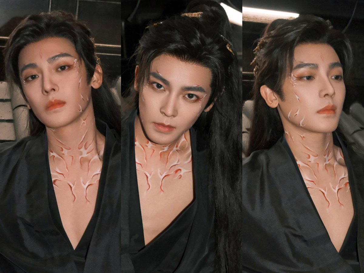 roshieverse's tweet image. Can't blame directors tho there's a reason he can't escape hengdian