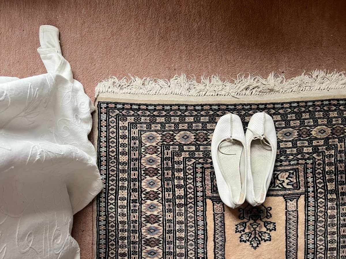 lassybees's tweet image. new year’s rebranding