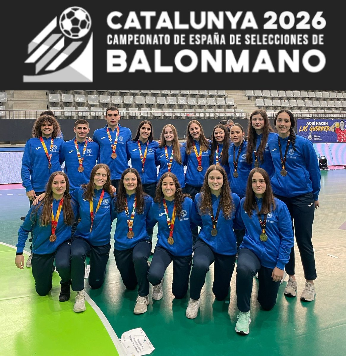 beti_onak's tweet photo. Medallistas @beti_onak #CESA2026.
Oro: Irati Oloriz, Carlota Chivite, Inés García, Kattalin Zulaika y Nerea Azparren y Bronce: Unai Mindeguia, Peio Ezkurra y Alain Illescas, Ane e Irune Arrasate, Nahia Esteban, Miren Vallés, Jone Goya, Anne Beloki, Irune Urbeltz, Leire Zarranz. https://t.co/1z3D3zgTHS