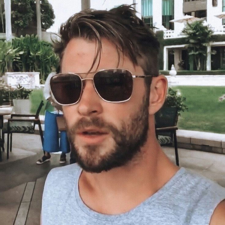 cdffkk's tweet image. خطا ذوق البنات يتمحور حول ذول الاربعه بس 😂🤍