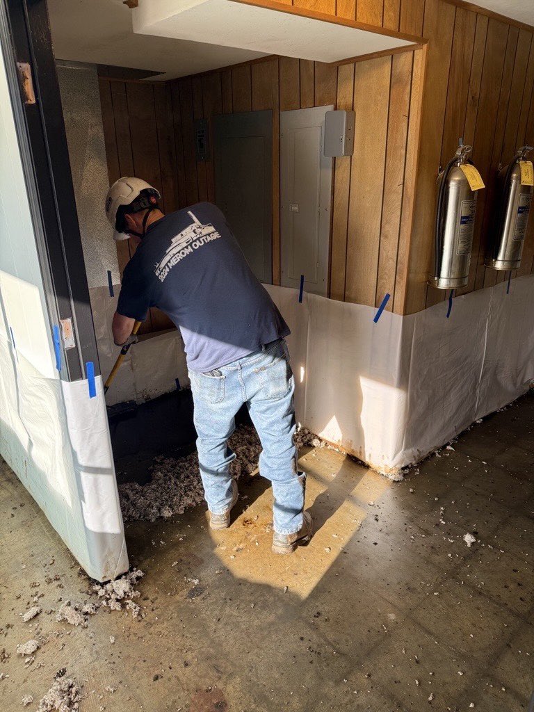 CallEliteEnv's tweet photo. From start to finish—done the right way! This project involved a full mastic removal in Kentucky, showing each phase of the process: before, during chemical mastic removal, careful hand scraping to prevent friability, and the finished result.

#masticremoval #industrialservices https://t.co/B5XSz0xfUS