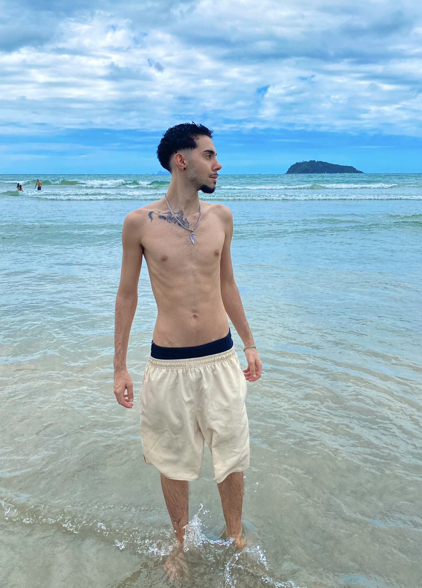 gxalvx's tweet photo. 🌊🏝️ https://t.co/d3eCmLeX1E