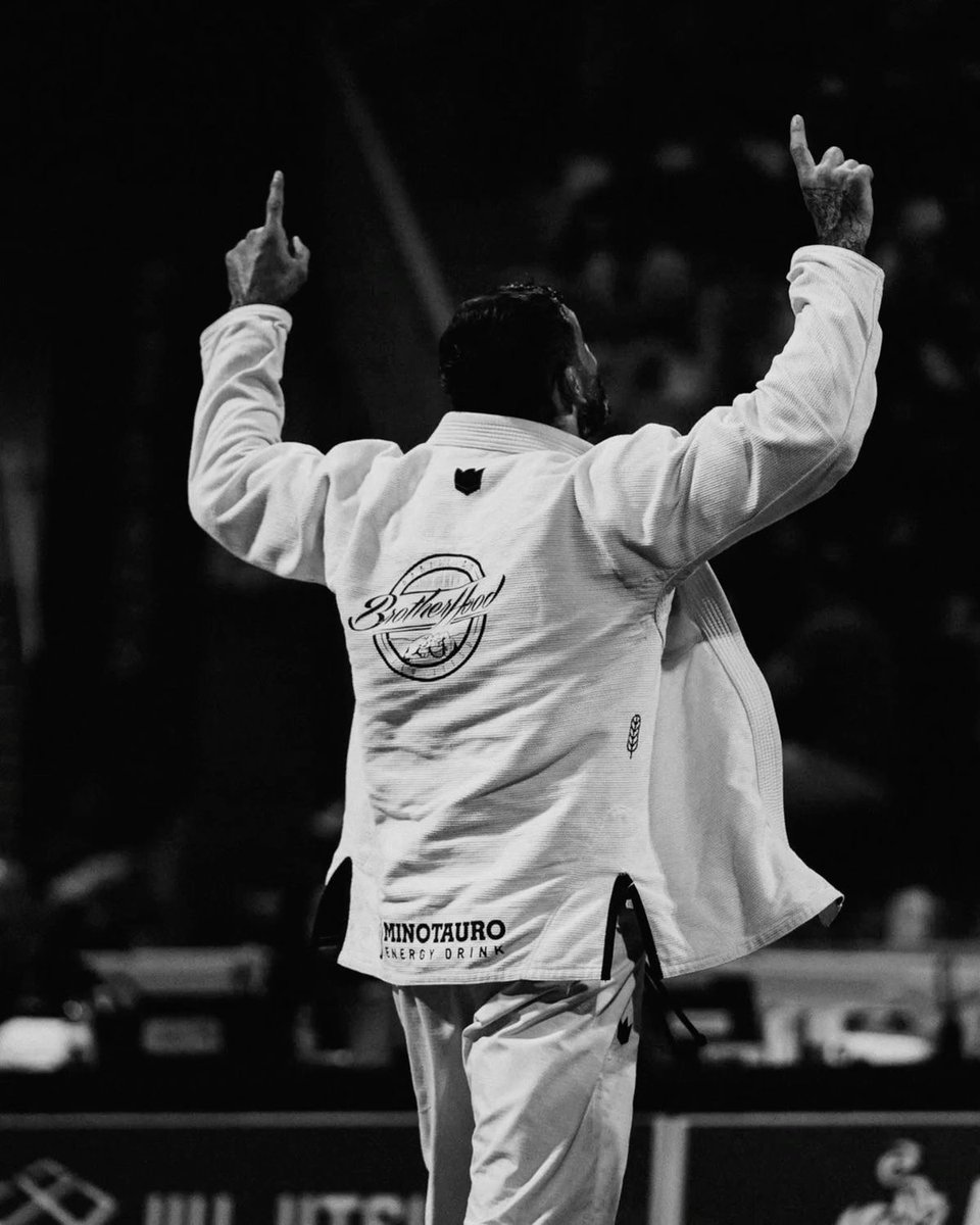 chris wojcik tweet media