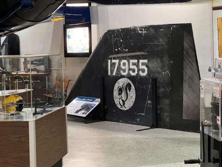 Habubrats71's tweet photo. It's a crazy story of a composite rudder of SR-71 #955 that was for sale on eBay for a cool million dollars 💰💵

Someone ripped part of it open to see what was on the inside, and here you see the honeycomb composites! 
I Placed that picture in the comments

They were used to reduce the (RCS) radar cross-section of the airplane; the Electronic defenses were so good that the radar cross-section reduction wasn’t as necessary, so the rudders were made out of titanium without the honeycomb. 

There was a stack of these honeycomb rudders that were taken from supplies when they started using the all-titanium ones. 

A man put the tail rudder up for sale for $1 million, and no, he didn’t get paid $1 million; in fact, somehow, the San Diego Air & Space Museum, which has an A-12 in front of it, has this very rudder on display in the basement of the Museum! So, if you ever go to San Diego and visit the museum, will you have a story to tell.

Did I solve the mystery? Pretty much. The guy who took the rudder and put it up for sale on eBay sent me these pictures, but for some reason, he didn’t want me to use his name.😀
Written by Linda Sheffield