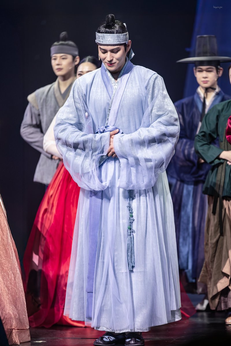 한복 입은 남자 260108✨️
영실 #전동석

다녀왔어 다녀왔어
한마디만 하게 해주길