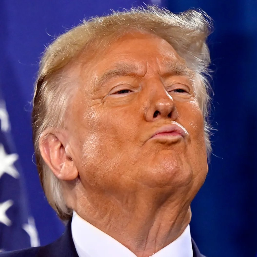 WhaleInsider's tweet image. JUST IN: 🇺🇸🇬🇱 U.S. considering paying Greenlanders $10,000 to $100,000 each to support secession from Denmark.