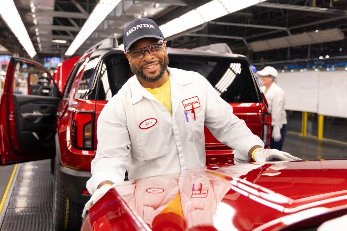 HondaInAmerica's tweet image. Over 40 years ago, Honda set out to build reliable, high-quality vehicles in America at an affordable price.

Today, that commitment continues through eight U.S. auto and engine manufacturing plants where our associates have manufactured over 32 million vehicles, using domestic…