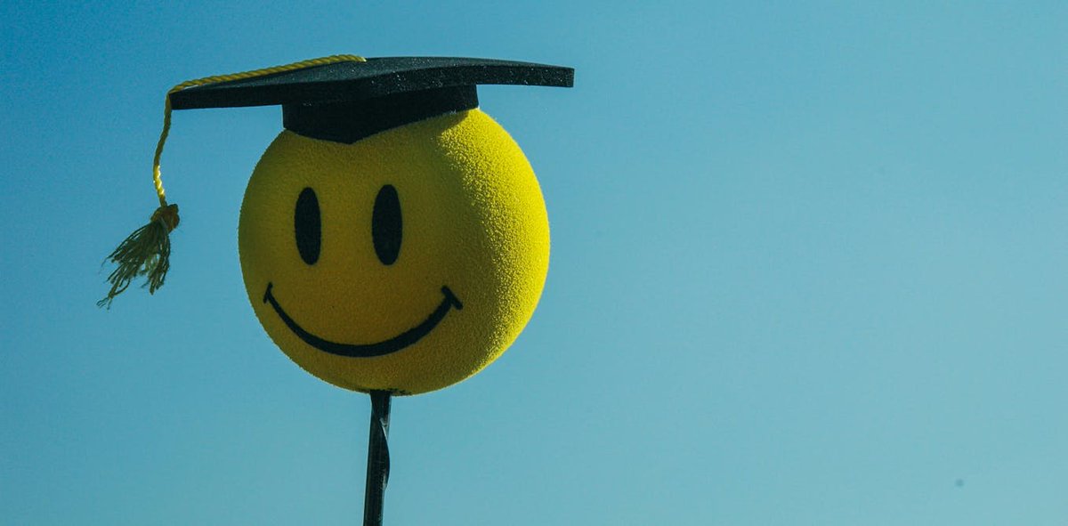 Retraction Watch tweet media