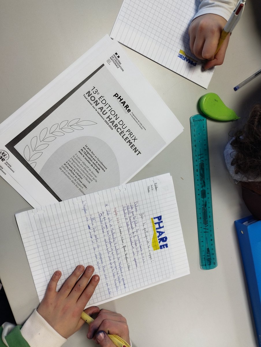 Collège Pierre Darasse tweet media