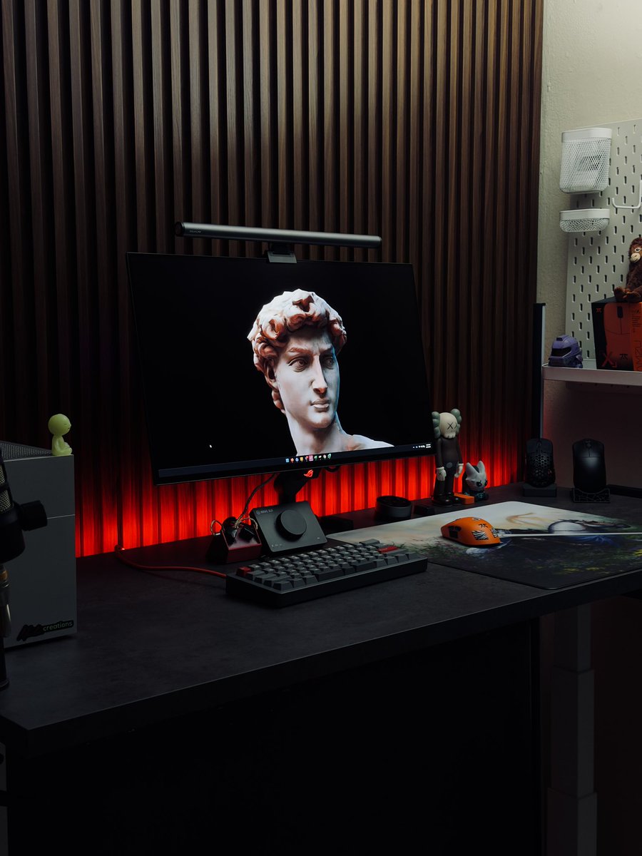 SkrolleXs3's tweet image. After a month waiting for the new monitor releases nothing caught my attention. So here is my new monitor Asus ROG PG27AQDP #oled QHD (2k) 480hz 💨 0.03ms  back to oled 🤩