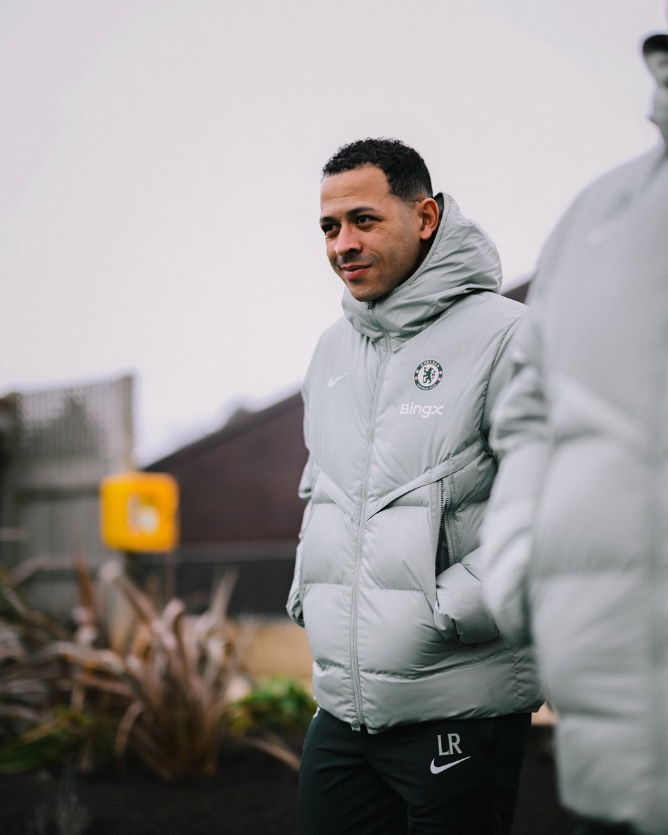 ChelseaFC's tweet image. Straight to work. 🫡