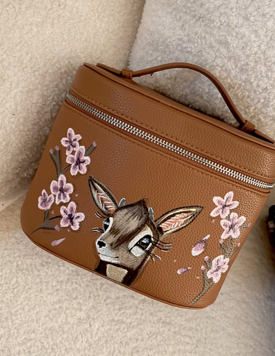 𝐿𝑎𝑚𝑎 tweet media