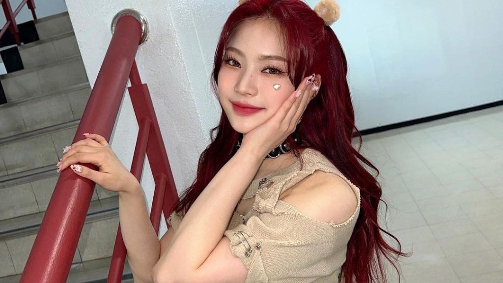 _bubblecore's tweet image. ¿Yo? La más feliz de poder salir de casita e ir con mis niñas de @i6villains qué me dijeron que hoy es el tan esperado #𝚍evi𝑙sー𝔡ᥱ𝕓u𝐭 y yo obvio que no me lo iba a perder por nada. 

⠀ ֶָ֢  𝙼𖹭ᥒ 𝒸𝚑ᥱ́𝐫𝕚  ︵ ✿𝆬 ᦾ  𝑙iᥒᥒყ𝕦ᥱ !