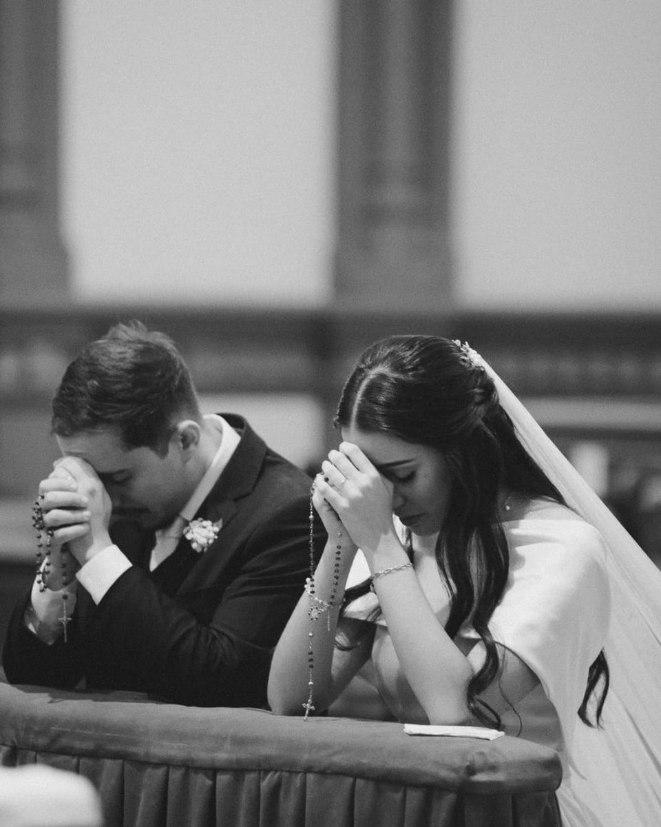 PrayTheRosary's tweet photo. https://t.co/VjZLhrMJYd