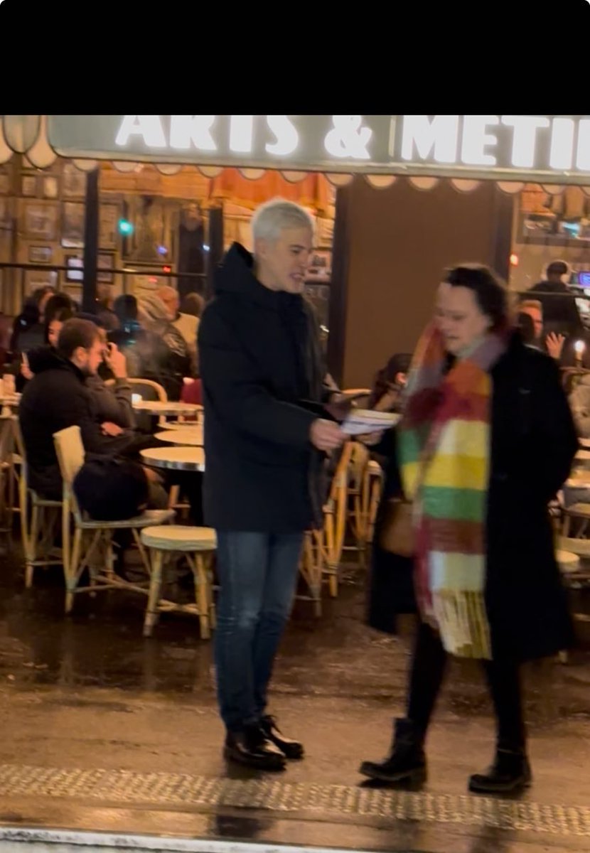 Pyb_Paris1234's tweet image. Ⓜ️ Ce soir à la station Arts et Métiers #ParisCentre avec 1️⃣ question simple pour les Parisiens : à qui voulez-vous confier 10 milliards de budget annuel ? 

Probité, traçabilité dès le 1er € dépensé, plan d’éco. ambitieux de 4 milliards sur la mandature : c’est @pybournazel !