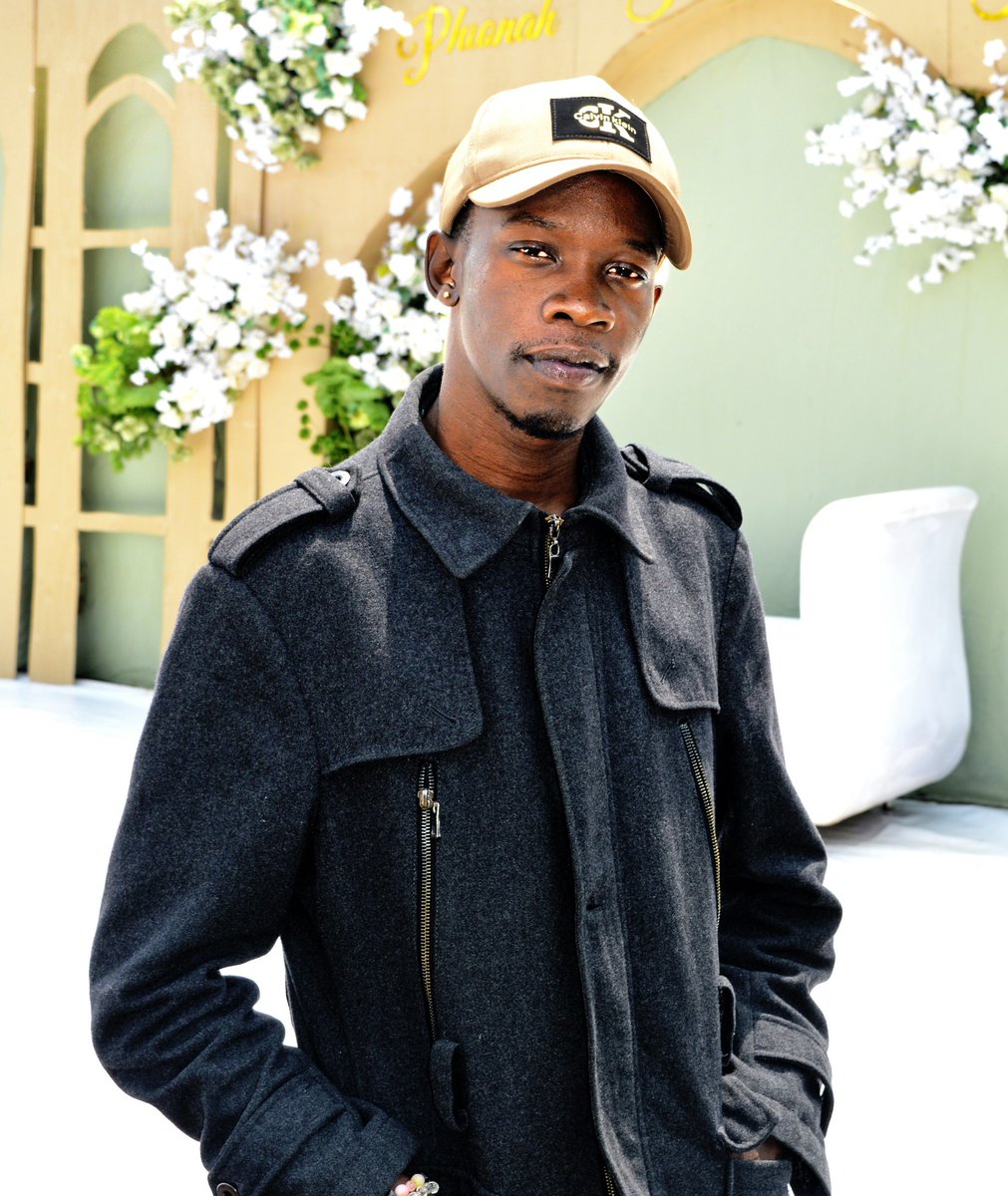 #WanLuoTvUpdates
#KARWATE
Wer mene ma imito myelo ne kombedi?
Peny wer ma i ningo yomo cwinyi i otyeno man wek luyub ma tye i Wan Luo Tv guket i yamo kombedi.
<a href="/RAJJMc2/">RAJJ Mc</a>
<a href="/DjYoungUg/">DJ YOUNG UG</a>