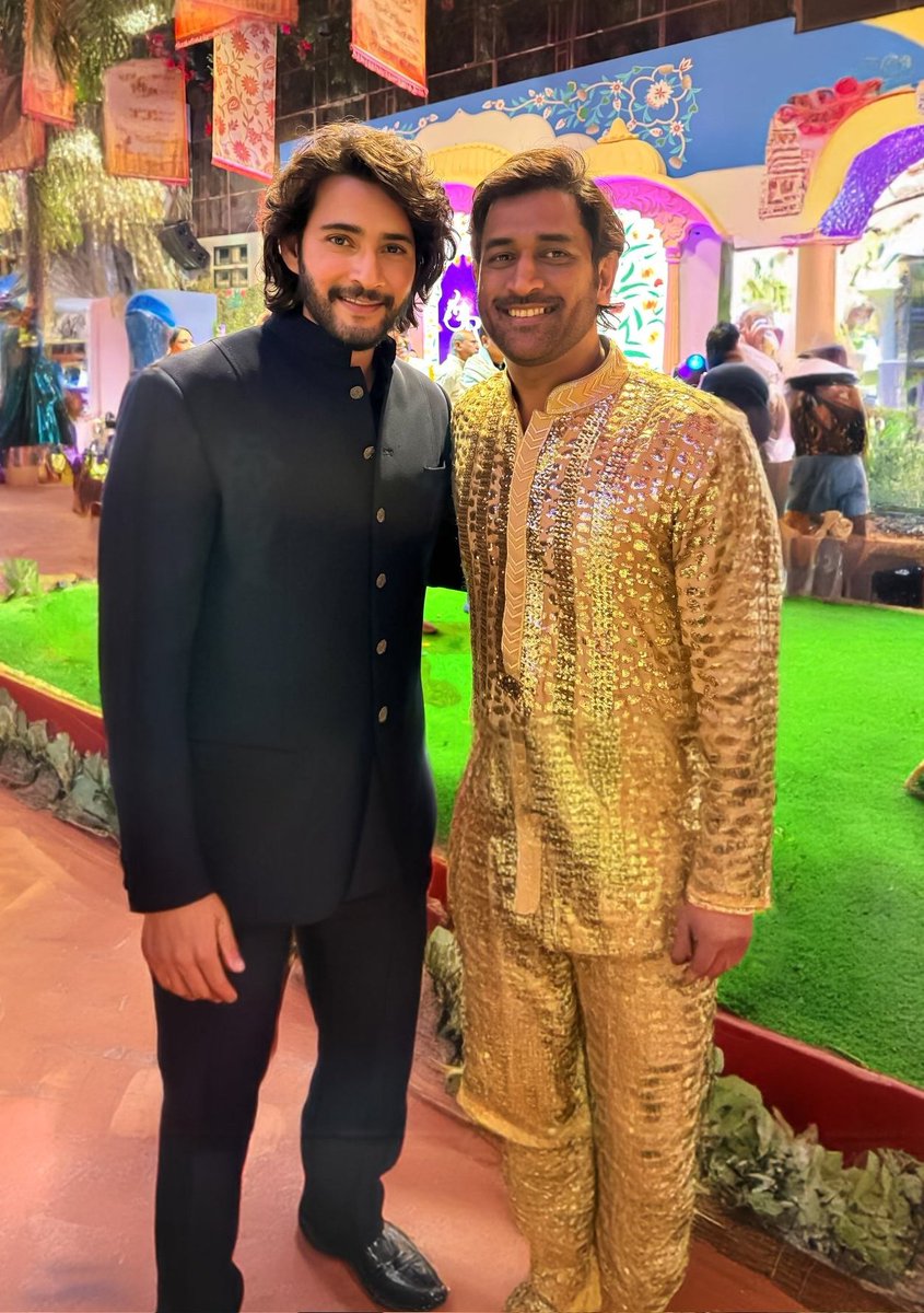 Happy Birthday <a href="/VamsiM777__/">VR</a> bro 🎂 May Allah bless you with lots of happiness, success &amp; good health 😊

#HappyBirthdayVamsi