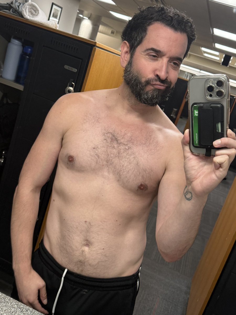 That Daddy Ryan tweet media